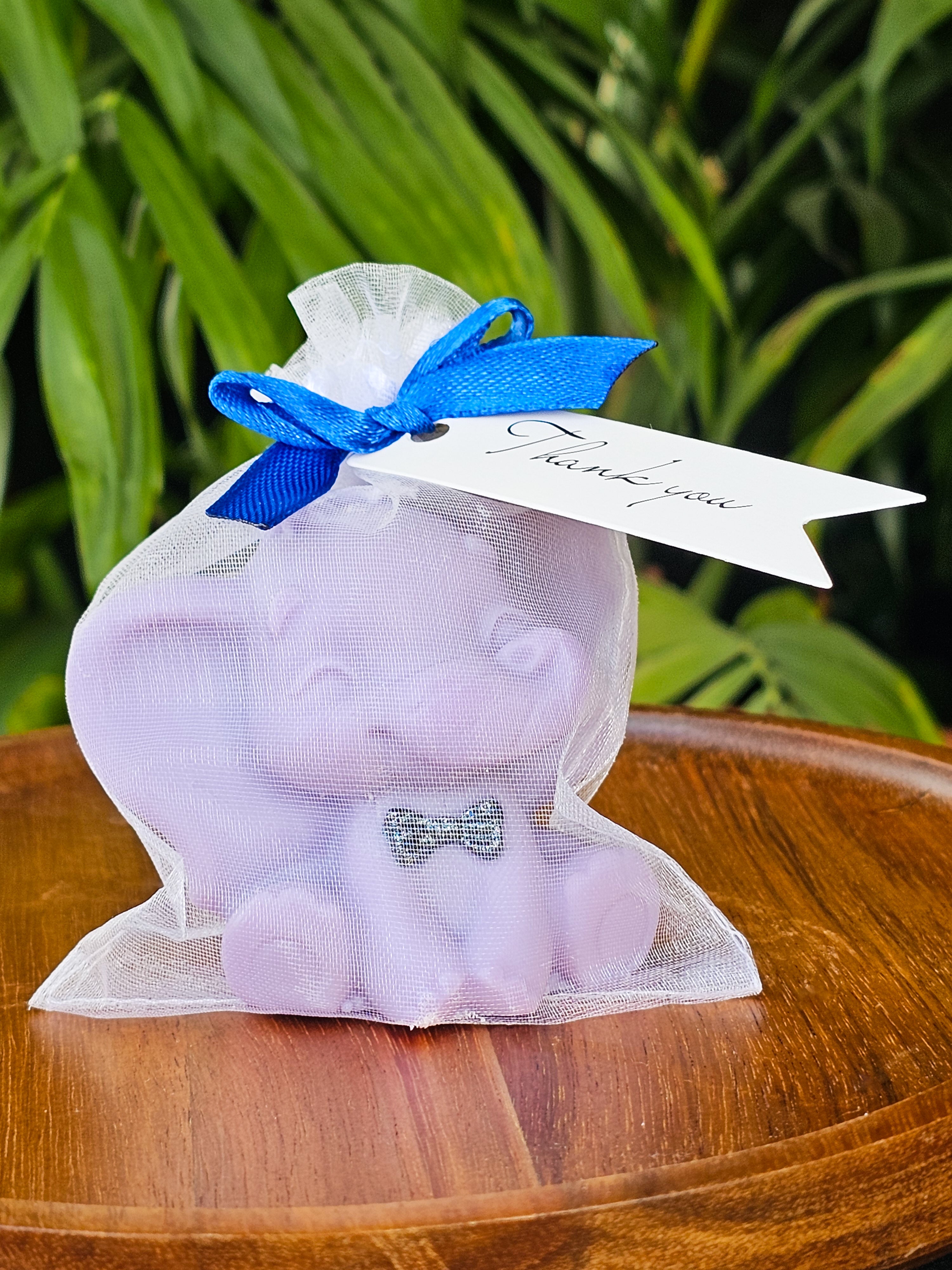 Elefant băiețel - Lumânare decorativă din ceară de soia