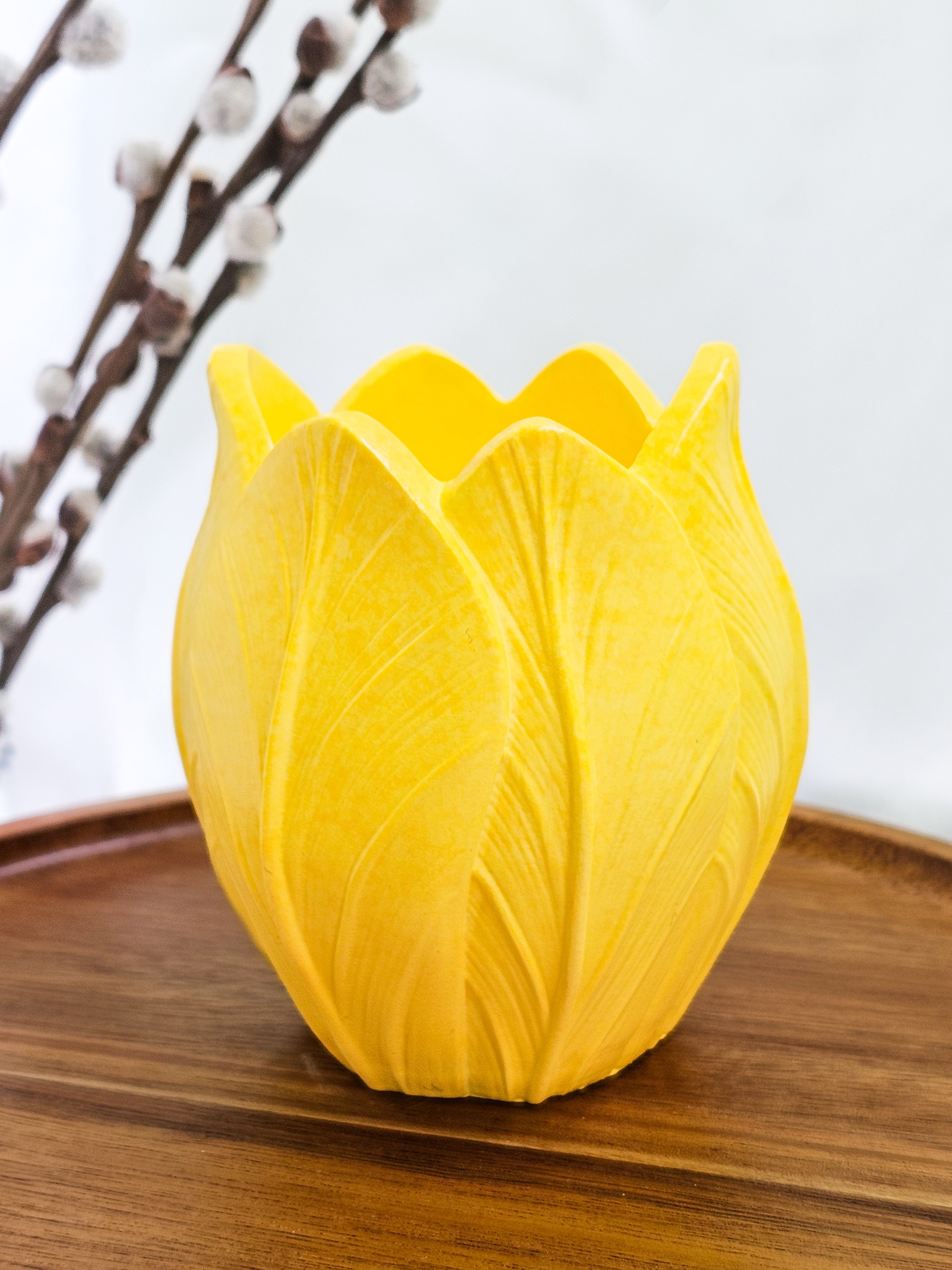 Lalea- recipient gol din praf ceramic
